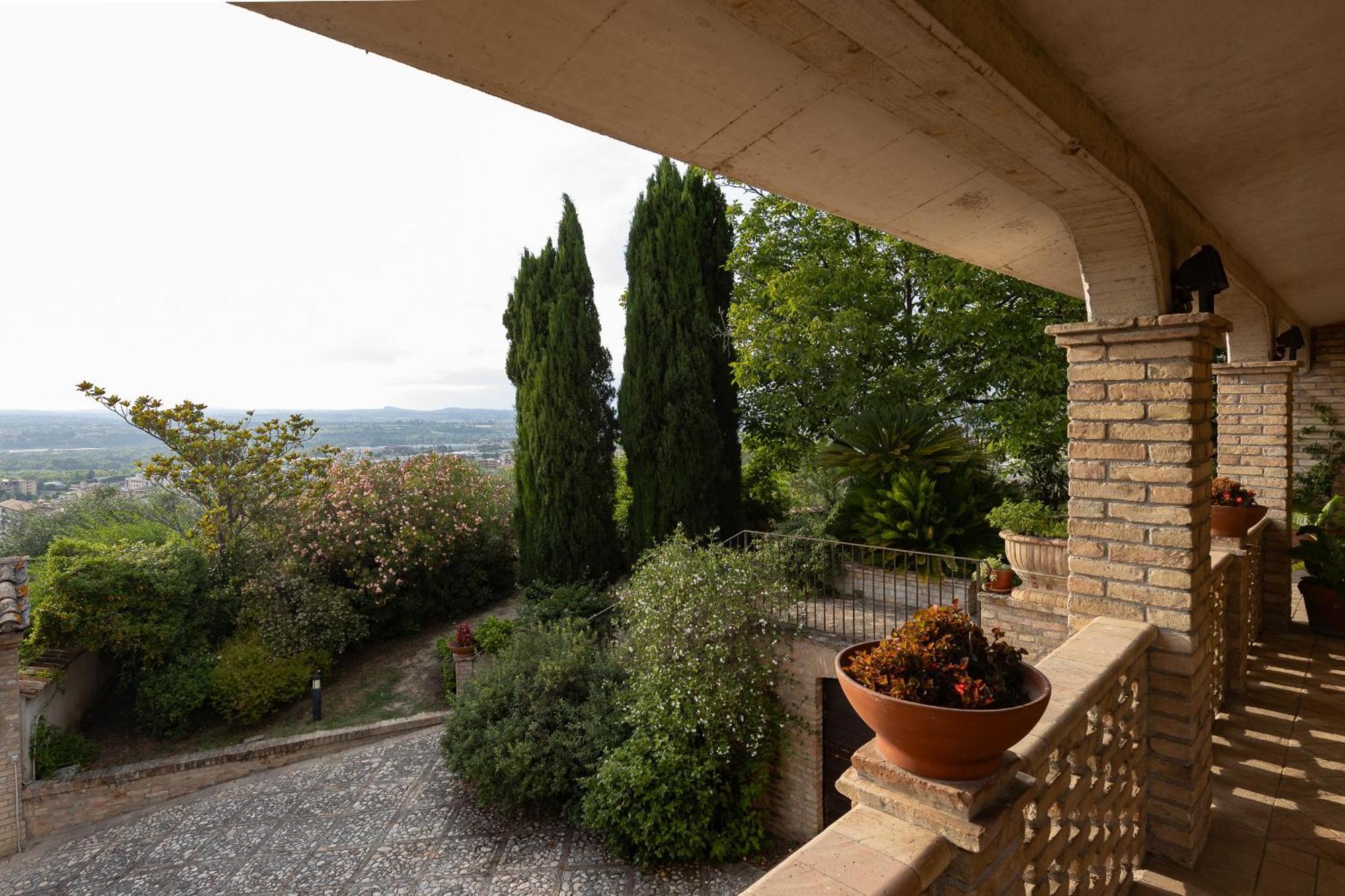 B&B Villa Dei Desideri К'єті Екстер'єр фото